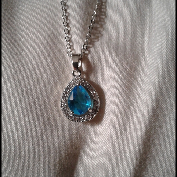 Blue topaz with white CZ, Never worn - Picture 4 of 4